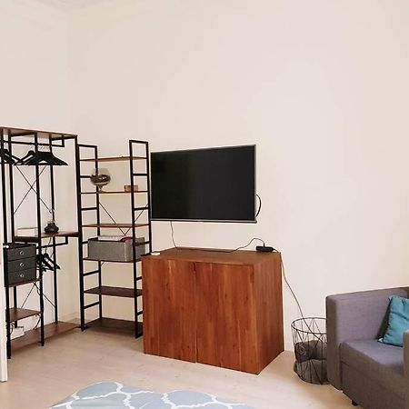 Apartment In Neudorf Nahe Du Zentrum Und Uni/Zoo Duisbourg Extérieur photo