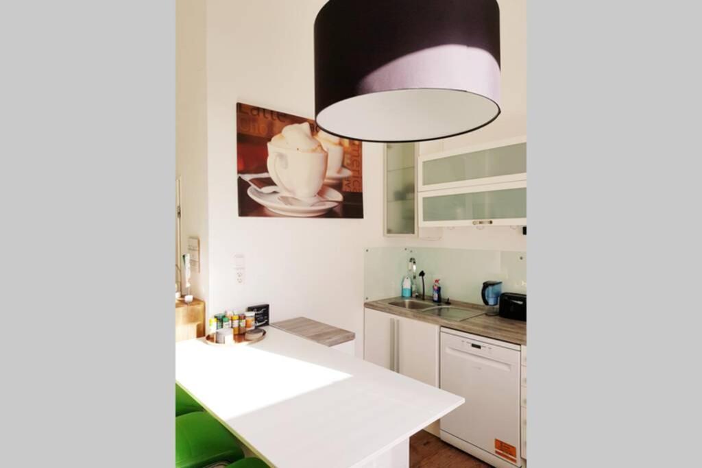 Apartment In Neudorf Nahe Du Zentrum Und Uni/Zoo Duisbourg Extérieur photo